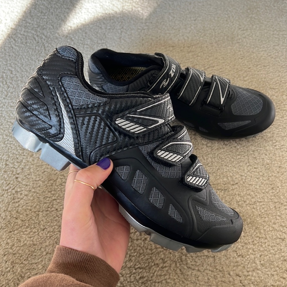 ZOL Cycling Shoes | Black + Silver | Size 41
